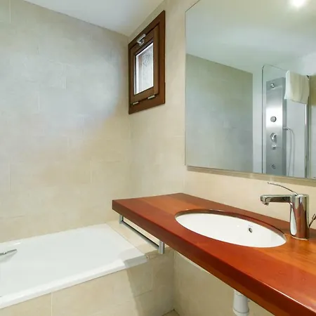 Masia El Prat Holiday home *